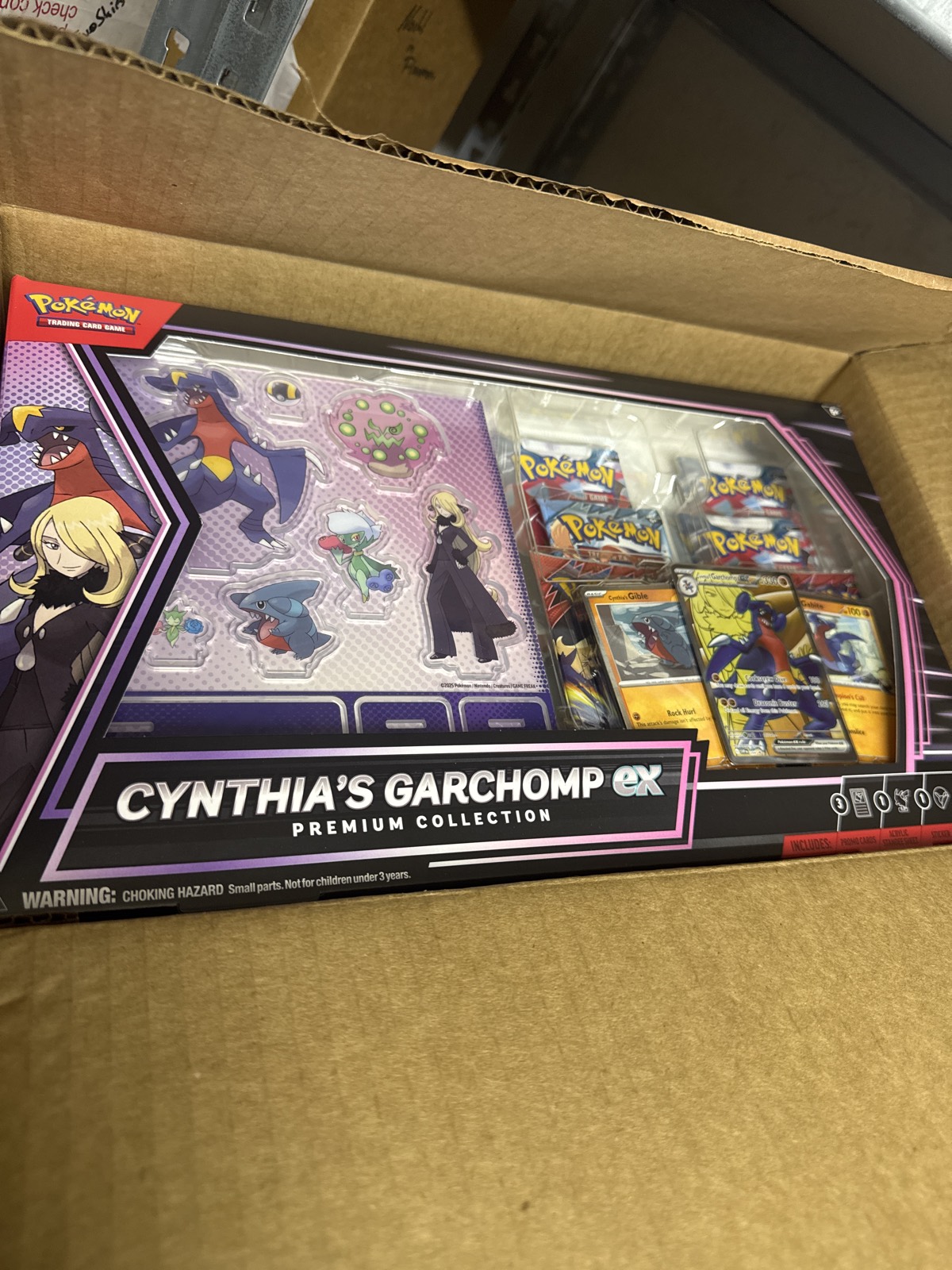 Pokémon Cynthia’s Garchomp ex Premium Collection (EN)