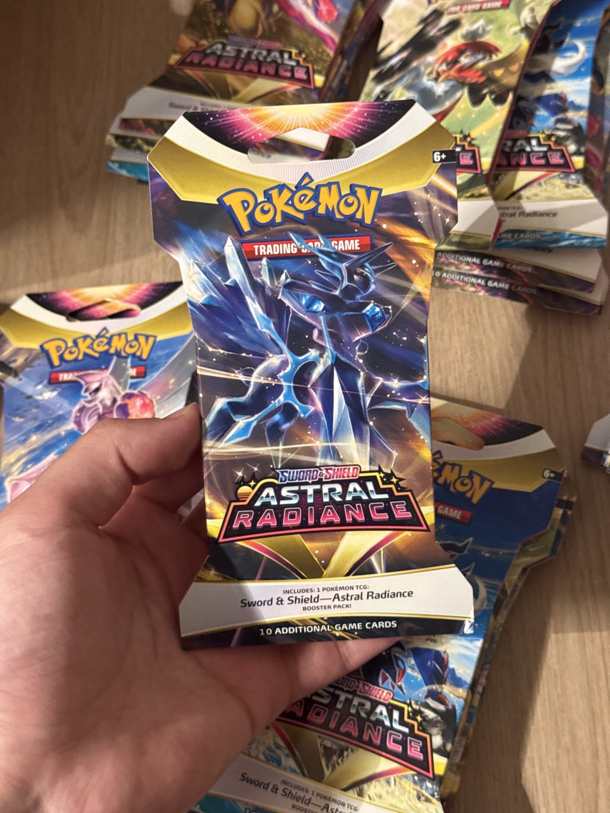 Pokémon Sword & Shield – Astral Radiance Sleeved Booster (EN)