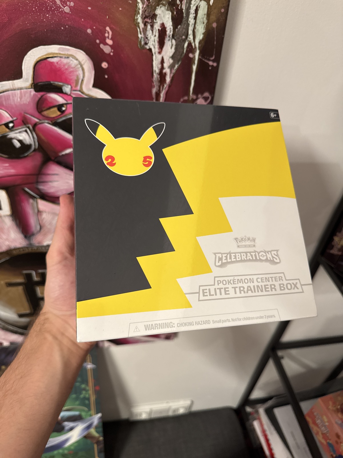 Pokémon Celebrations – Pokémon Center Elite Trainer Box (EN)