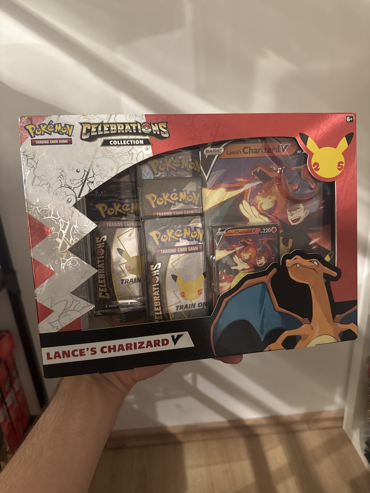 Pokémon Celebrations – Lance’s Charizard V Collection (EN)