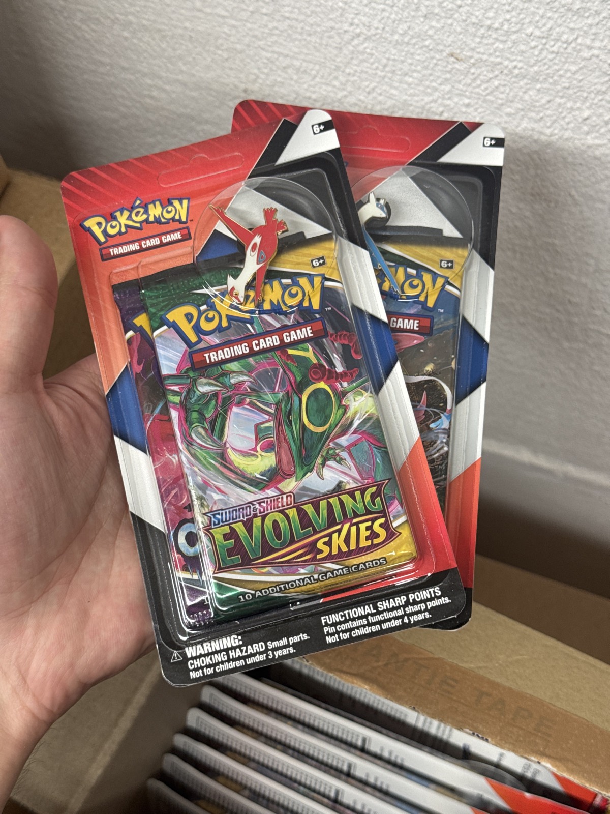 Pokémon Evolving Skies / Chilling Reign 2-Pack Pin Blister – Latias/Latios (EN)